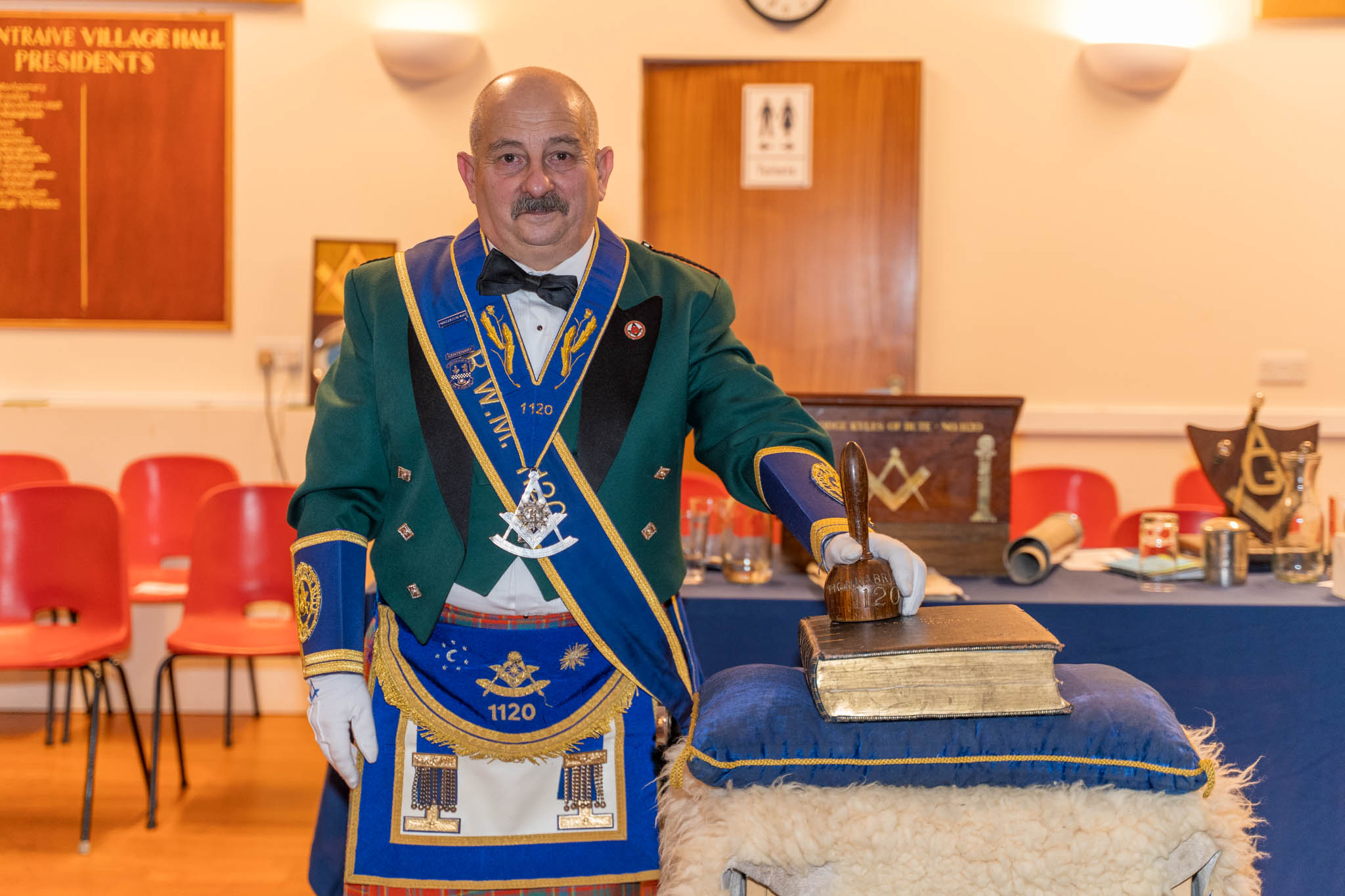 Installation of David Munro